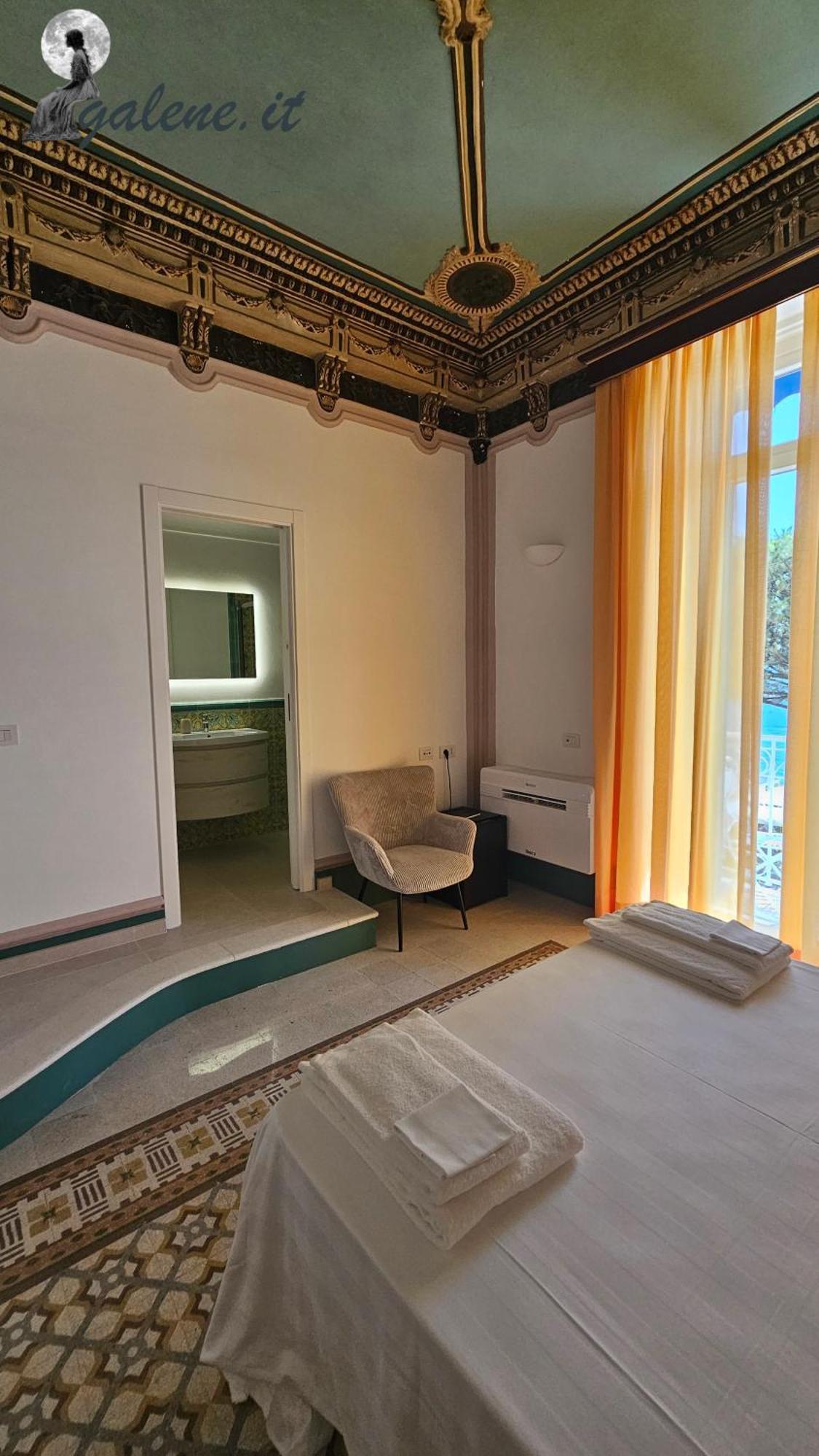 Galene - Beachfront In Costa D'Amalfi Maiori Exterior photo